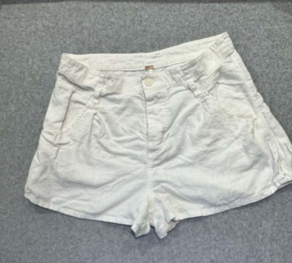 Free People White Linen Blend High Rise Shorts Women’s Pockets Size 10